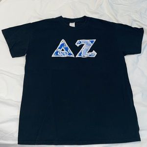 Black embroidered Delta Zeta paisley T-shirt. Size medium.